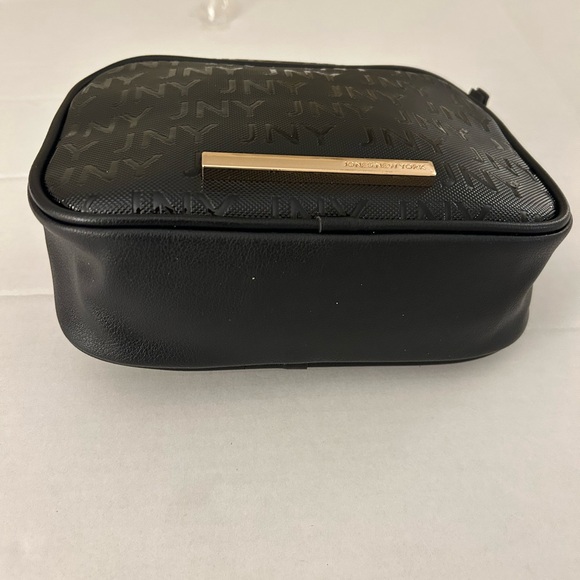 Jones New York Black Crossbody Bag with Gold Accents. - Picture 3 of 10